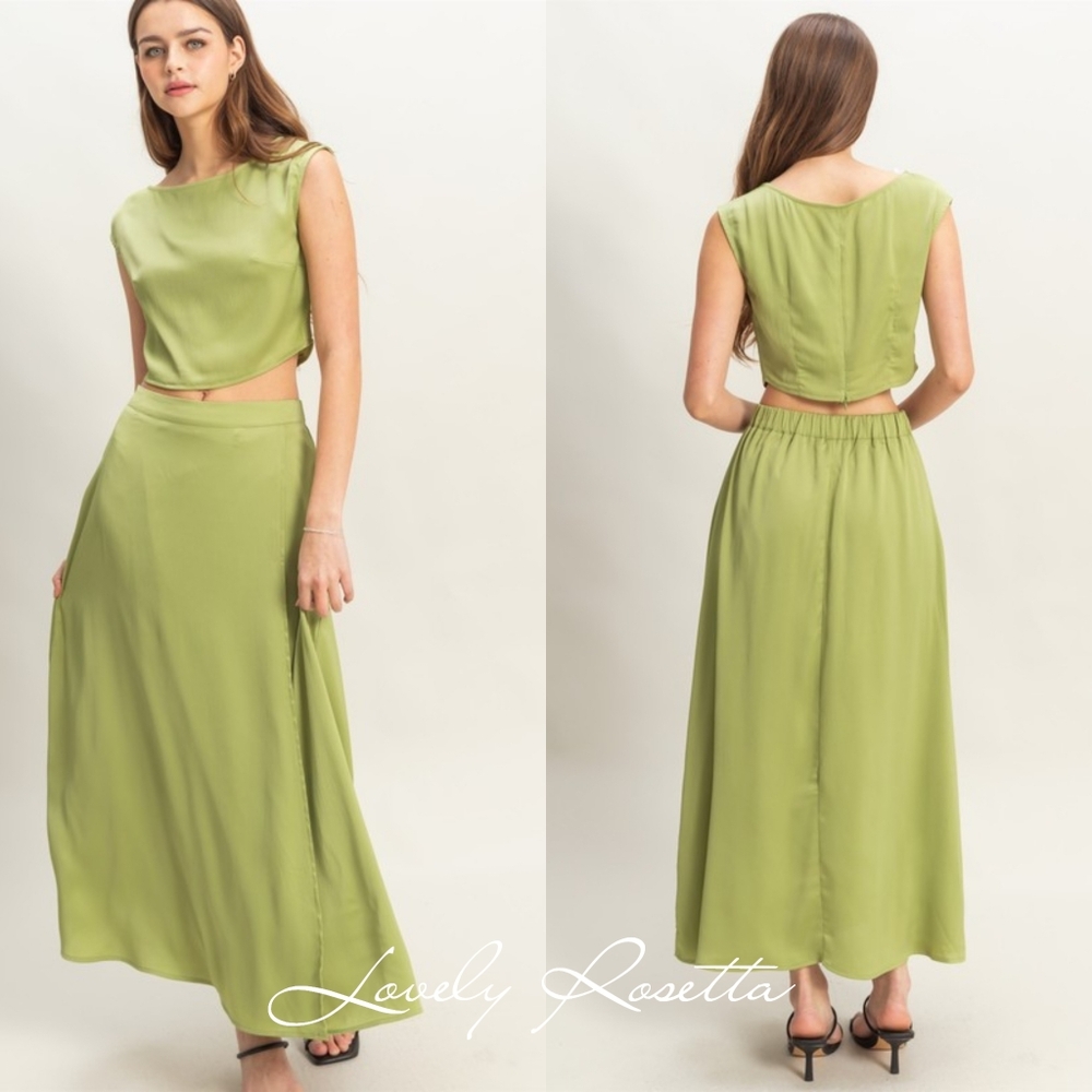Green Two-Piece Maxi Skirt and Top Set - Picture 7 of 7